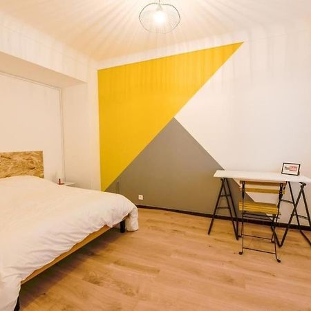 Castelculier Charmant Logement Plein Pied Au Coeur Du Village מראה חיצוני תמונה