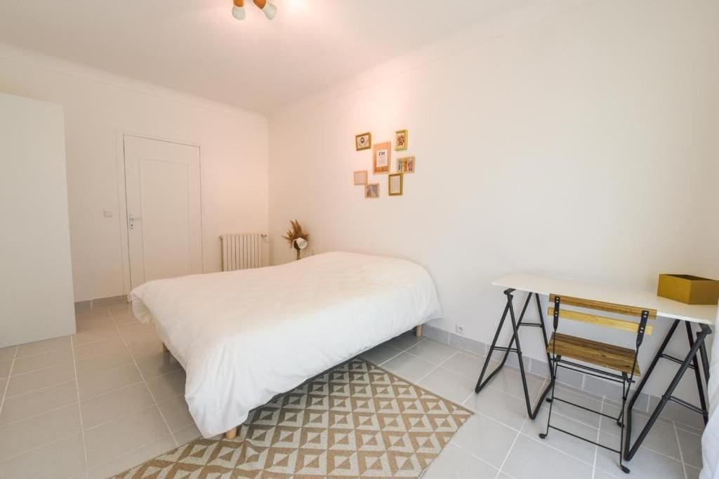Castelculier Charmant Logement Plein Pied Au Coeur Du Village מראה חיצוני תמונה